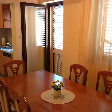 Apartman Beovic * Gata