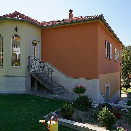 Apartman Beovic * Gata